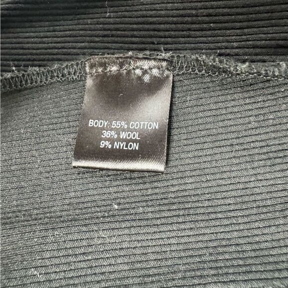 Lola & Sophie gray and black wool blend cardigan size medium - Picture 5 of 6